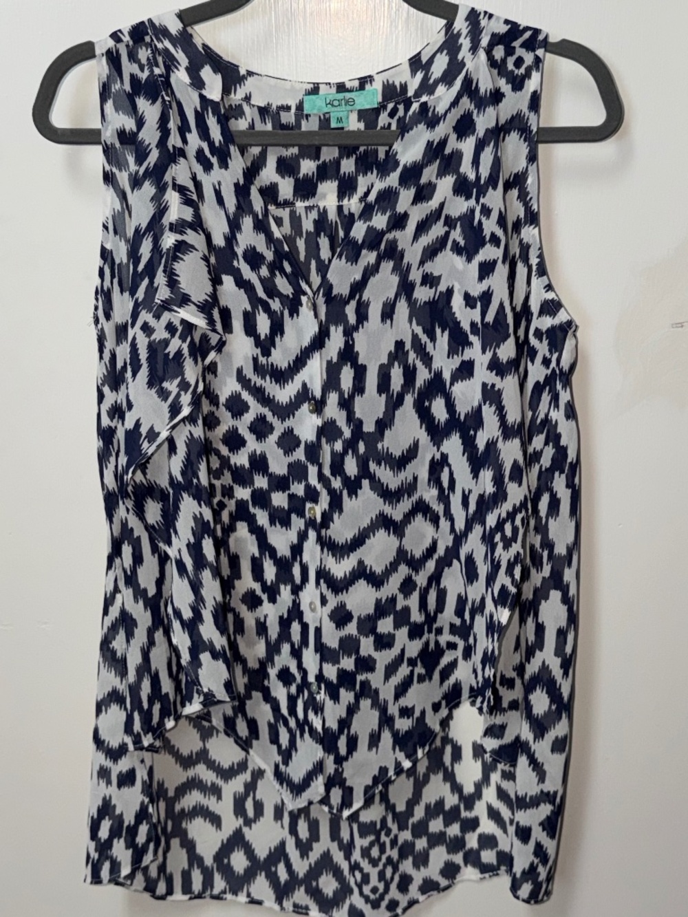 Karli Hi-low button down chiffon blouse